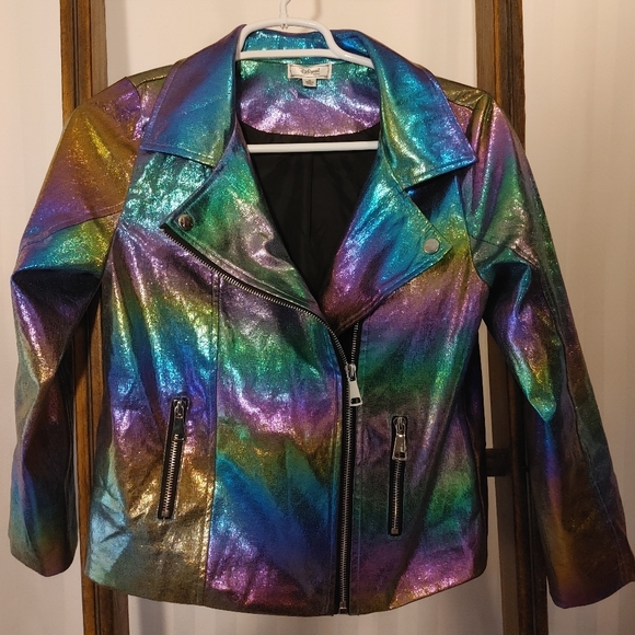 Gorgeous Metallic Sparkly Jacket - Picture 1 of 6